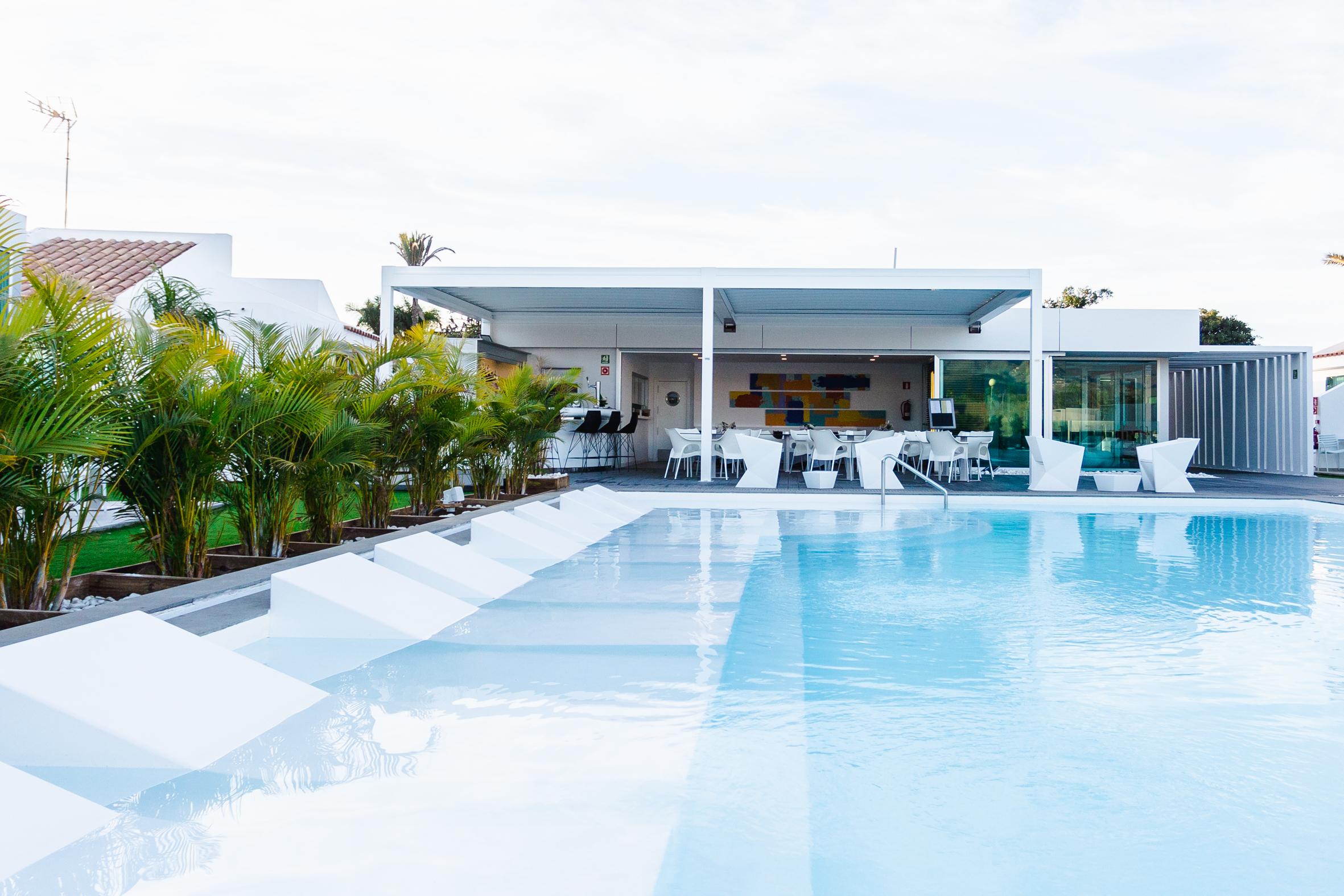 เซเว่น โฮเต็ล แอนด์ เวลเนส - สำหรับชายรักร่วมเพศเท่านั้น Hotel มาสปาโลมาส ภายนอก รูปภาพ